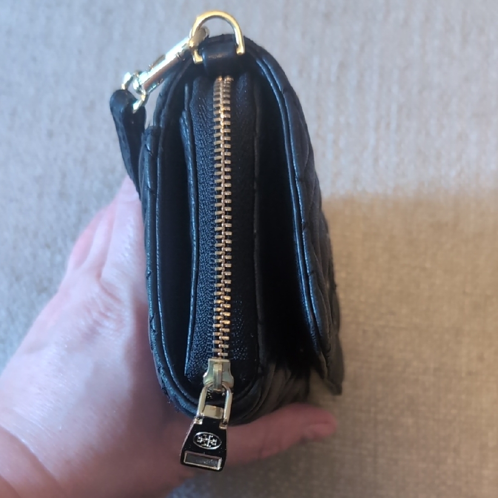 Tory Burch Black Quilted Wristlet - Picture 8 of 8